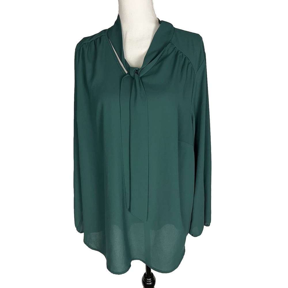 Evri Hunter Green Tie- Neck Blouse Size 1X Workwear Party Casual Blouse